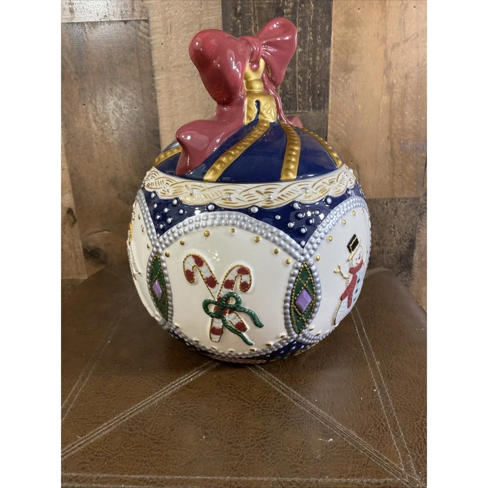 JCPenney Christmas Cookie Jar With Bow Top Christmas Trees Angels Gold Trim Vtg
